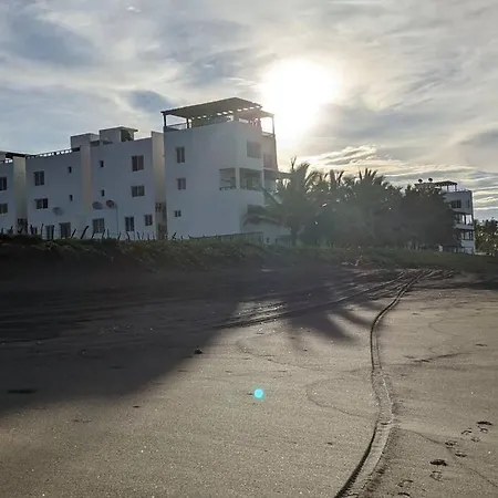 El Muelle, Hermoso Y Comodo Apartamento Monterrico Exterior photo